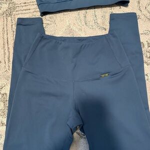 Cleo Harper Leggings